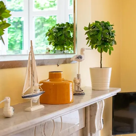 Σπίτι διακοπών 121 - Center 4 Bedroom Townhouse, Sleeps 6