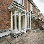 Center 4 Bedroom Townhouse - Sleeps 8 Casa de Férias Galway