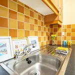 Center 4 Bedroom Townhouse - Sleeps 8 * Galway