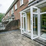 Casa de Férias Center 4 Bedroom Townhouse - Sleeps 8 Galway