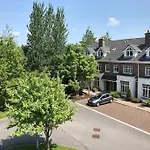 Center 4 Bedroom Townhouse - Sleeps 8 Semesterbostad