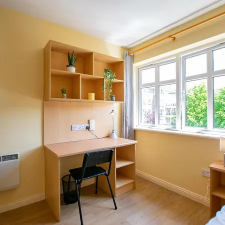 בית נופש 121 - Center 4 Bedroom Townhouse, Sleeps 6